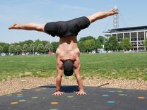 handstand gespreizt